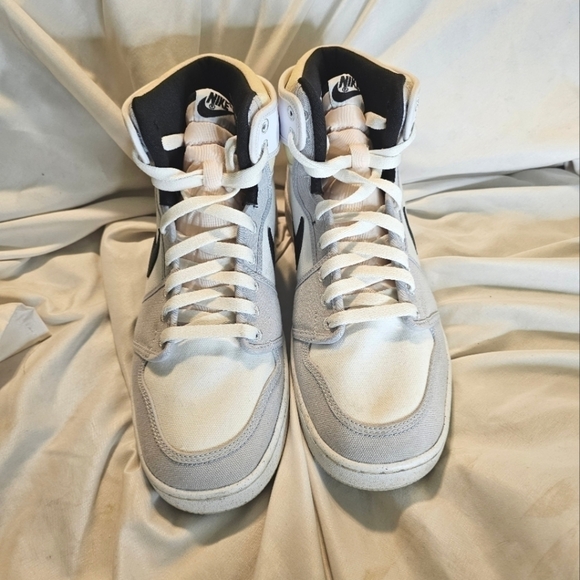 Jordan 1 Retro AJKO White/Black/Gray Fog/Sail - Picture 3 of 7